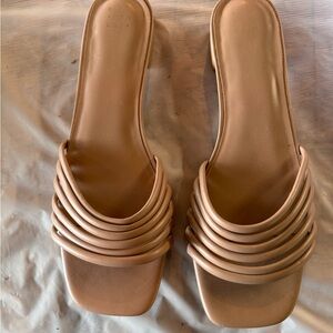 Elegant Tan Women's Slide Sandals